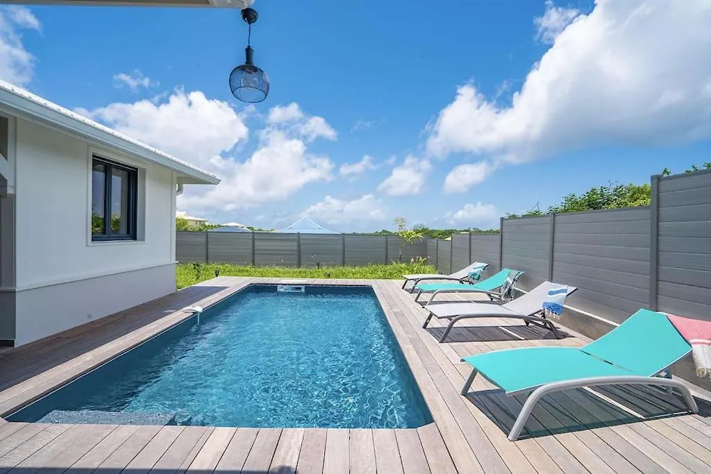 Superbe Villa Avec Piscine Et Proche Mer Au Diamant - 3 Chambres Et Salles De Bain Le Diamant 0*,  Martinique
