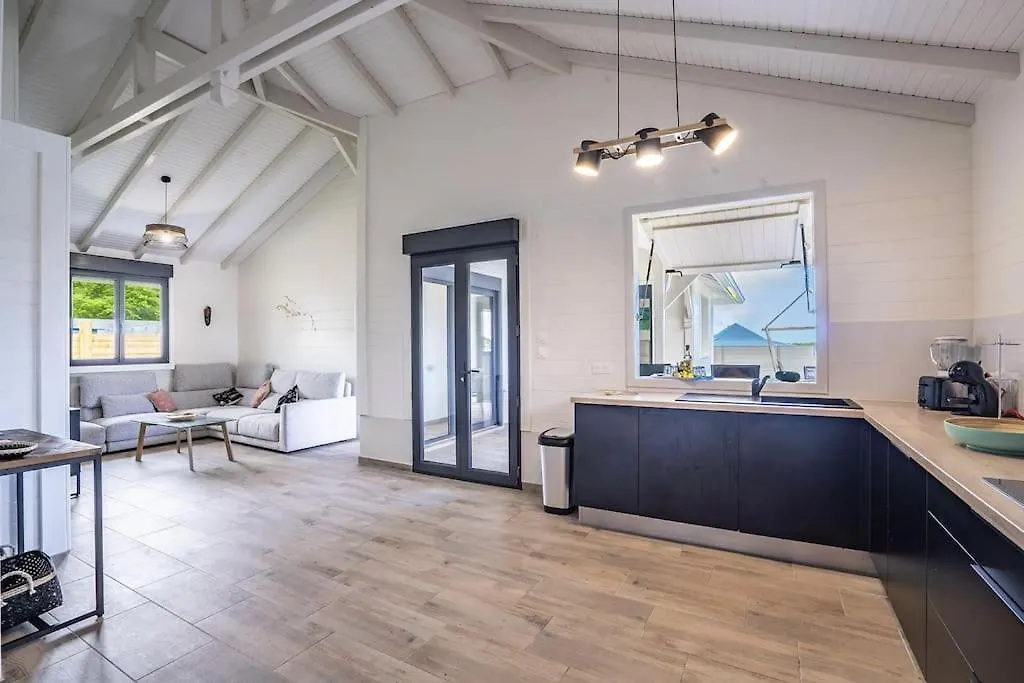 Superbe Villa Avec Piscine Et Proche Mer Au Diamant - 3 Chambres Et Salles De Bain Le Diamant